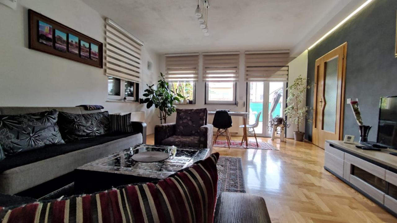 Villa Kasinda SJJ Exterior foto